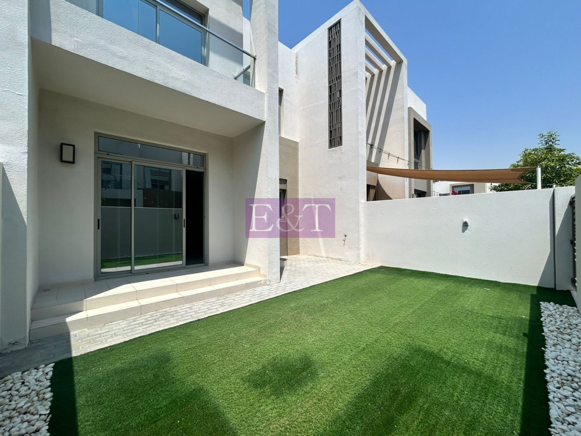 property sales Emirates Hills