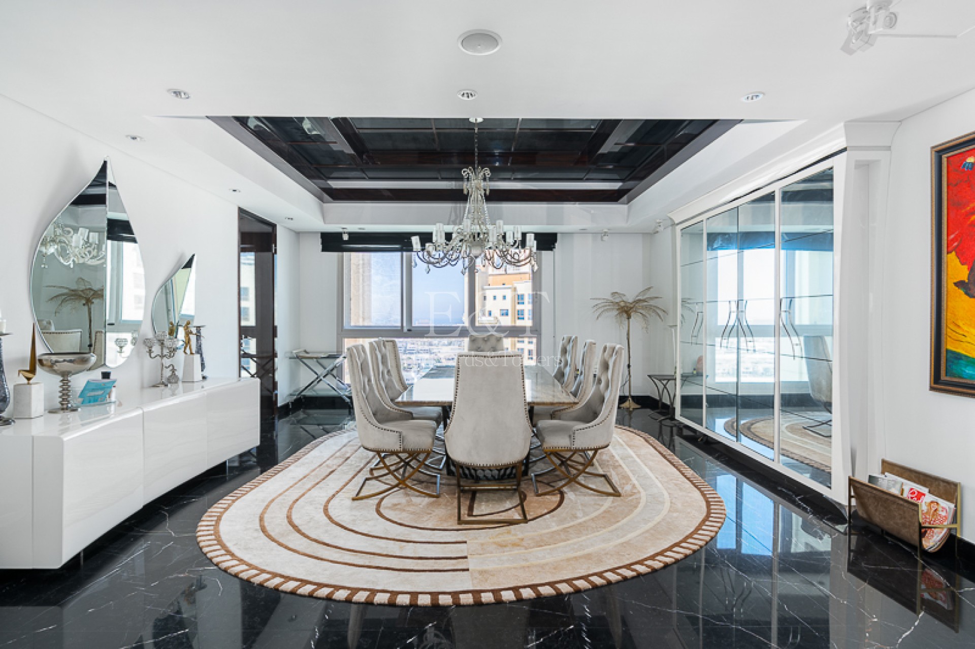 Stunning Penthouse | Best Location on The Palm